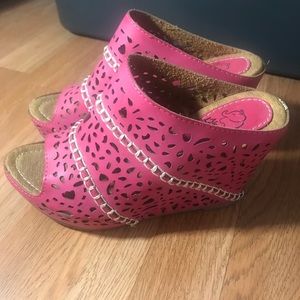Alexis Leroy Real leather pink wedges size 7